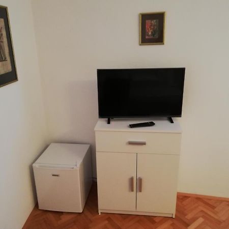 Bed and Breakfast Sobe Sabec Postojna Zewnętrze zdjęcie