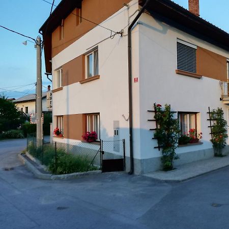 Bed and Breakfast Sobe Sabec Postojna Zewnętrze zdjęcie