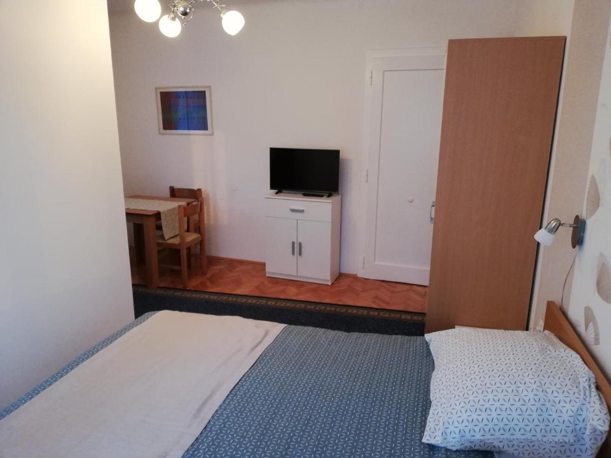 Bed and Breakfast Sobe Sabec Postojna Zewnętrze zdjęcie