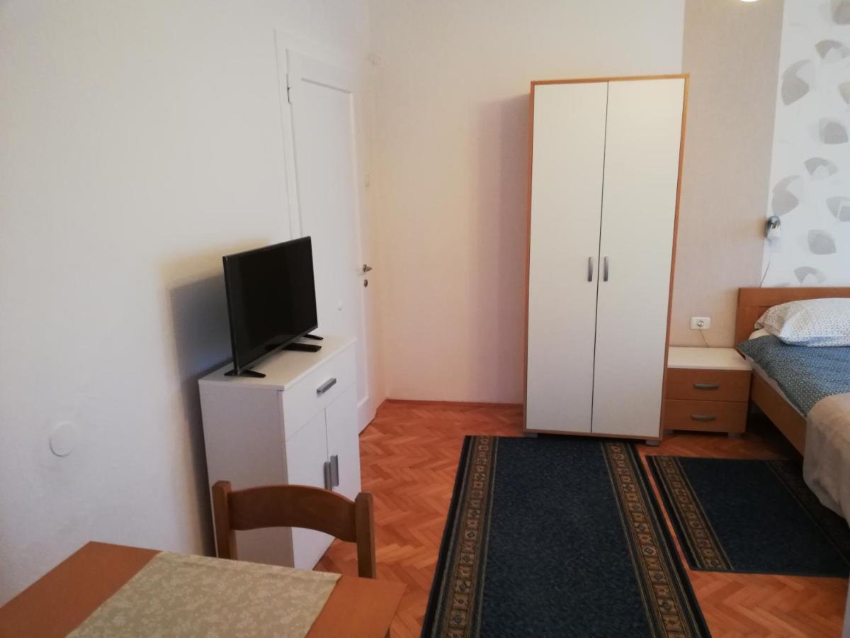 Bed and Breakfast Sobe Sabec Postojna Zewnętrze zdjęcie