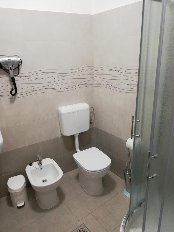 Bed and Breakfast Sobe Sabec Postojna Zewnętrze zdjęcie